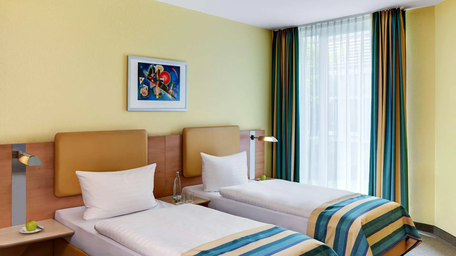Hotel Tribe Duesseldorf  Düsseldorf