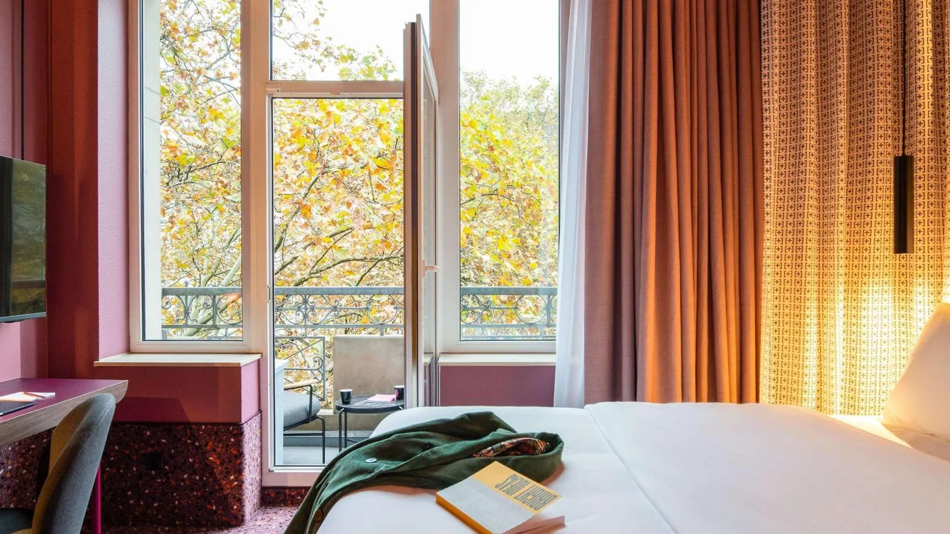 Hotel Tribe Duesseldorf 4*, Düsseldorf